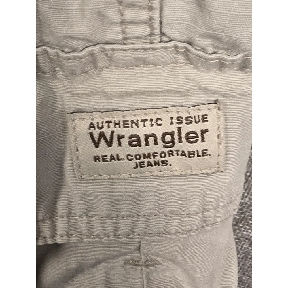 Wrangler Authentic Issue Mens 38 Cargo Shorts Beige Cotton Ripstop 60BTWDP